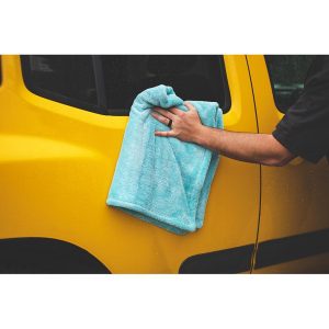 twist-loop-drying-towel-25x36-blue-nissan-xterra-demo-7-web_1024x1024
